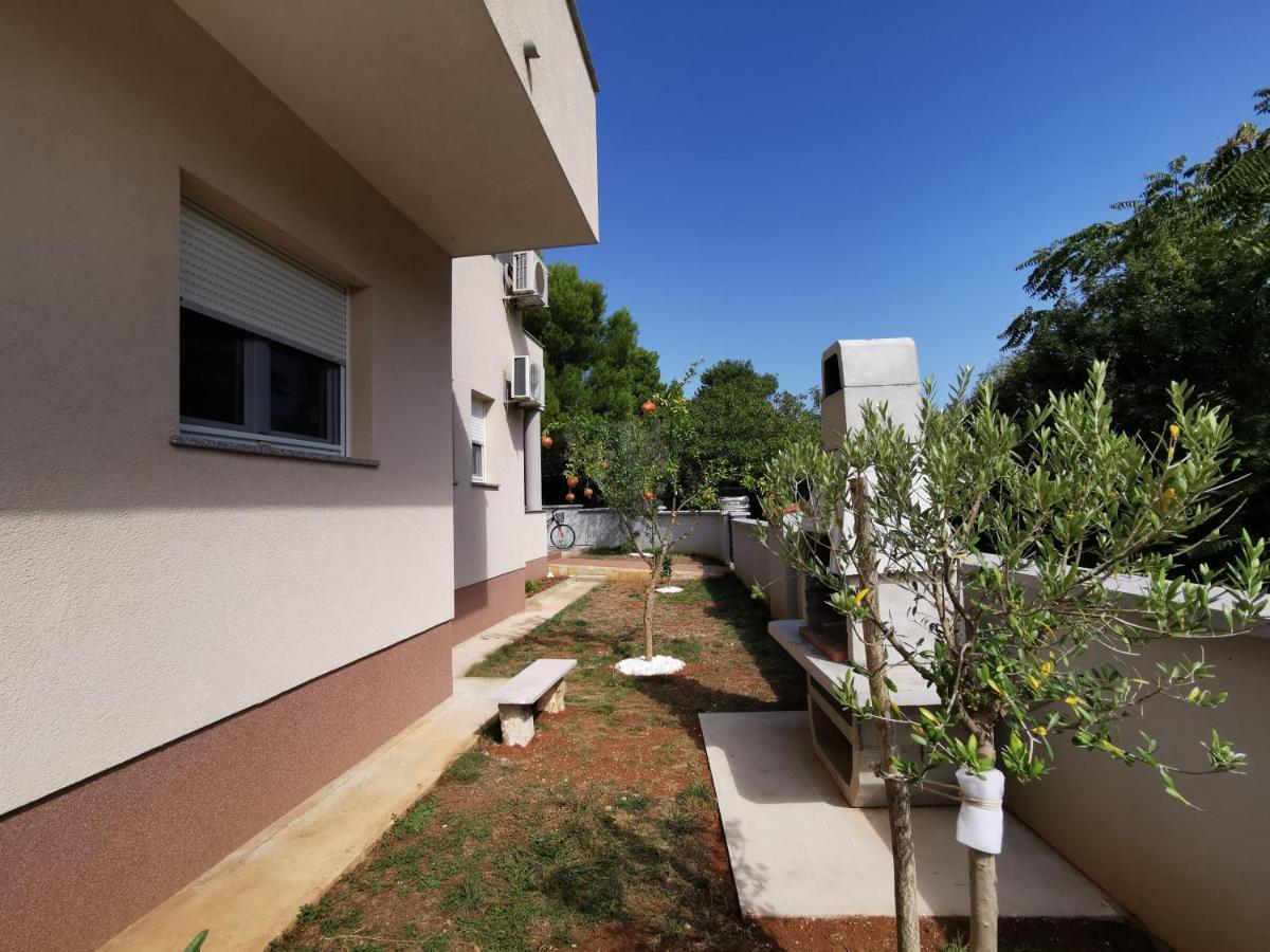 Apartment Dundo In Quiet Green Area Medulin Zewnętrze zdjęcie