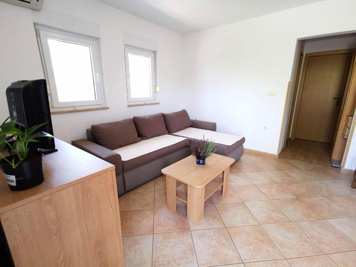 Apartment Dundo In Quiet Green Area Medulin Zewnętrze zdjęcie