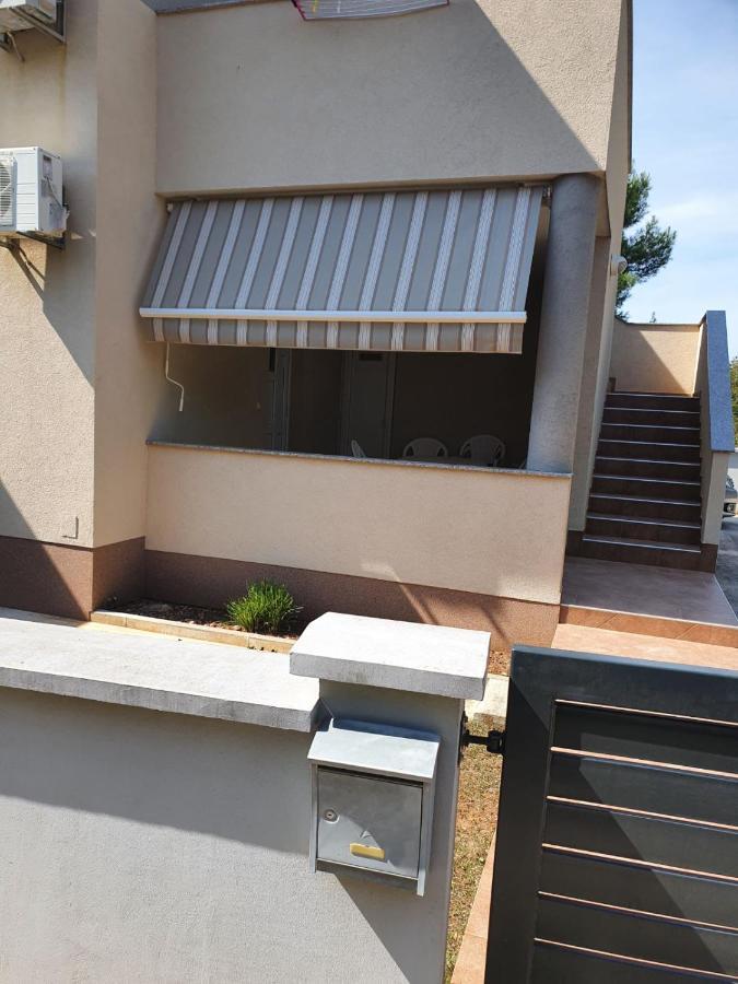 Apartment Dundo In Quiet Green Area Medulin Zewnętrze zdjęcie